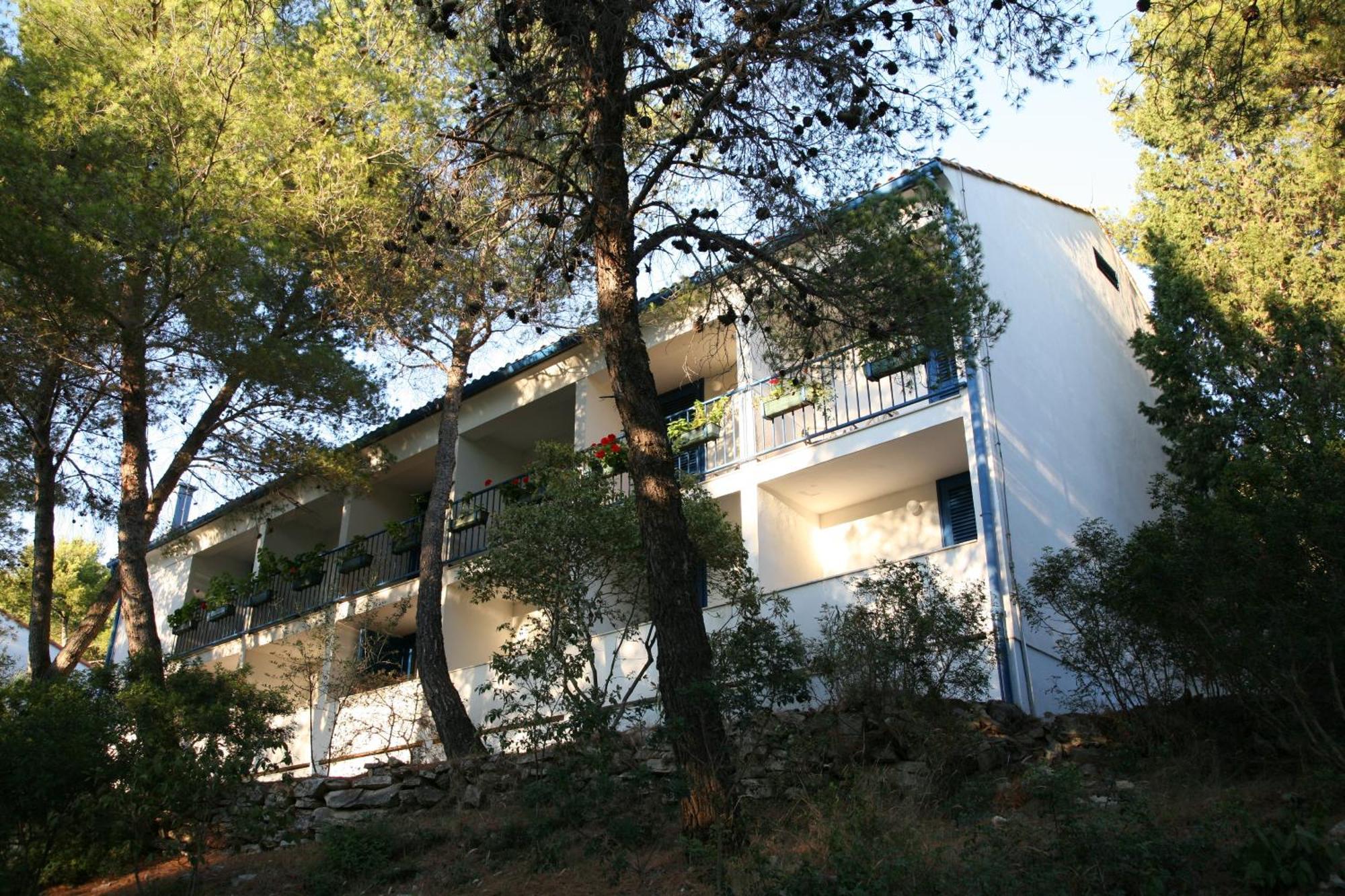 Hotel Sali 3* Sali